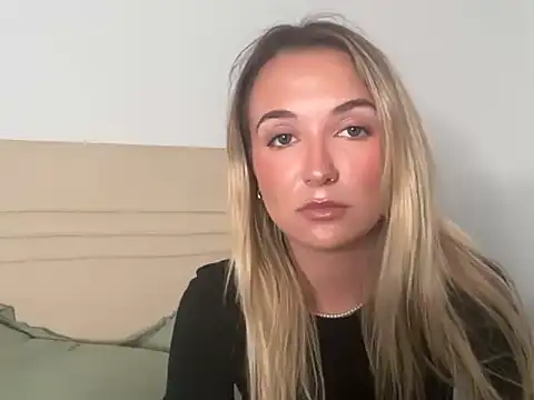 kelseyblu online show from March 20, 2026, 12:48 am