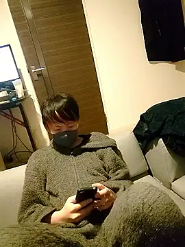 nagi000 go online show from March 1, 2026, 11:12 am