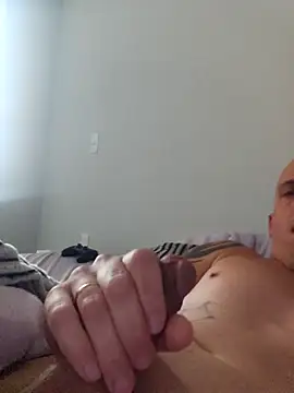 Snapshot of superhotpapi chatting on March 3, 2026, 9:42 pm superhotpapi online show from March 3, 2026, 9:42 pm