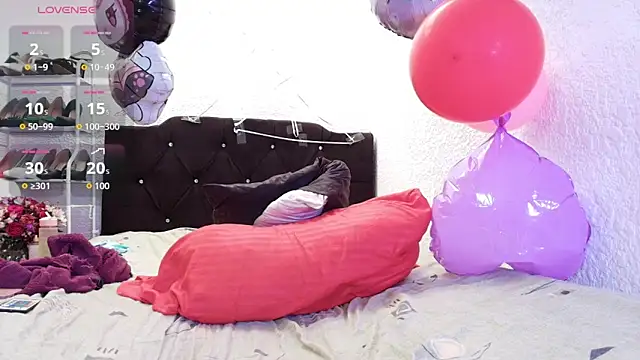 Isabelle Sara online show from March 3, 2026, 7:53 pm