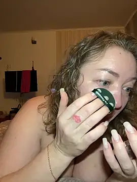 Snapshot of BBBWOOW chatting on February 9, 2026, 11:53 pm BBBWOOW online show from February 9, 2026, 11:53 pm