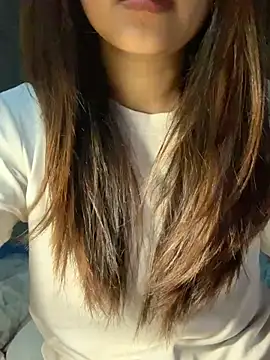 Snapshot of Luna_Babyyy chatting on February 10, 2026, 1:32 am Luna Babyyy online show from February 10, 2026, 1:32 am