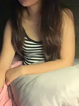 Luna Babyyy online show from April 16, 2026, 9:39 pm