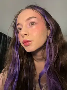 Snapshot of OliviaMorgan_ chatting on June 4, 2026, 5:57 am OliviaMorgan online show from June 4, 2026, 5:57 am