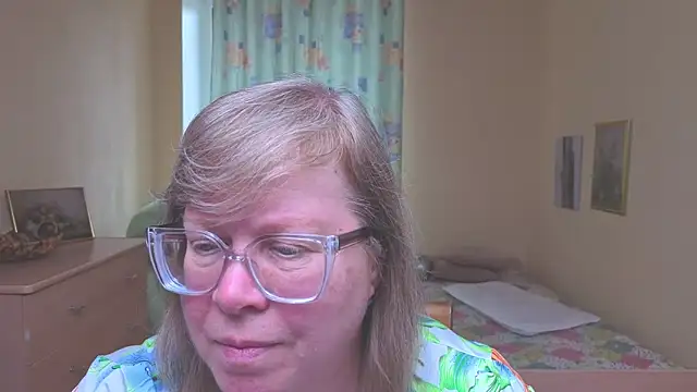 Emma Eclipsee online show from April 2, 2026, 11:08 am