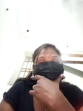 Tamil Hot Nisha online show from February 24, 2026, 5:44 pm