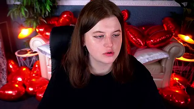 Snapshot of KristiFoxy chatting on February 22, 2026, 7:56 pm KristiFoxy online show from February 22, 2026, 7:56 pm