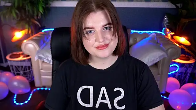 Snapshot of KristiFoxy chatting on March 3, 2026, 1:28 pm KristiFoxy online show from March 3, 2026, 1:28 pm