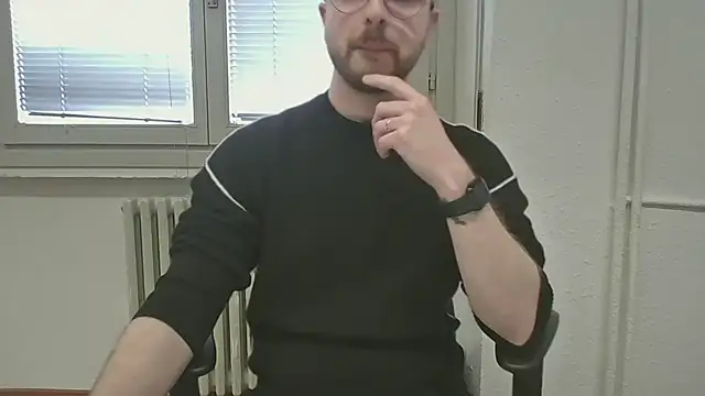 ItalianAlex online show from March 18, 2026, 2:42 pm