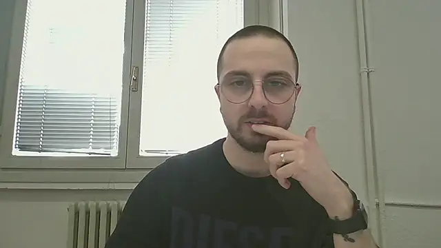 ItalianAlex online show from March 20, 2026, 10:53 am