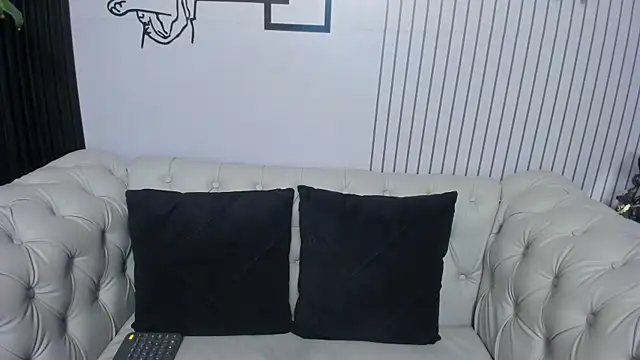 Snapshot of sophie_bonny chatting on February 27, 2026, 11:21 am sophie bonny online show from February 27, 2026, 11:21 am