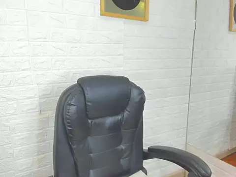 Snapshot of sofierouseS chatting on February 14, 2026, 1:19 pm sofierouseS online show from February 14, 2026, 1:19 pm