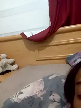 loveofpetitegirls34 online show from February 14, 2026, 7:21 pm