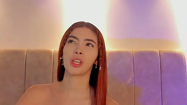 Snapshot of _Laura_saenz1 chatting on April 24, 2026, 12:51 pm Laura saenz1 online show from April 24, 2026, 12:51 pm