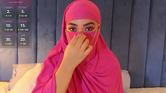 Snapshot of fatimarab__ chatting on February 19, 2026, 3:35 am fatimarab online show from February 19, 2026, 3:35 am