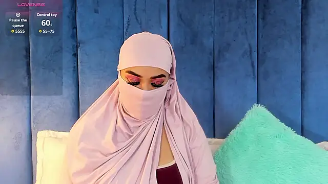 fatimarab   online show from March 8, 2026, 3:54 am