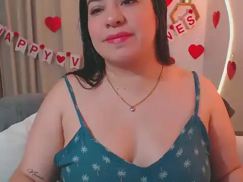 isabum  online show from February 14, 2026, 11:18 am