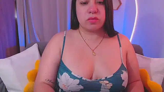 isabum  online show from March 16, 2026, 5:28 pm