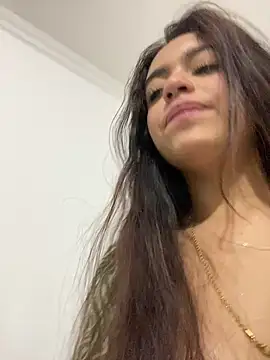 Snapshot of ALINA_EF chatting on February 7, 2026, 2:26 am ALINA EF online show from February 7, 2026, 2:26 am