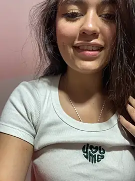 Snapshot of ALINA_EF chatting on March 15, 2026, 3:01 am ALINA EF online show from March 15, 2026, 3:01 am