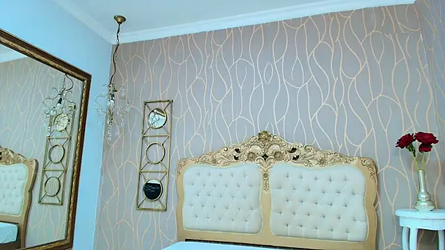 Snapshot of meganrousx chatting on February 14, 2026, 12:02 pm meganrousx online show from February 14, 2026, 12:02 pm