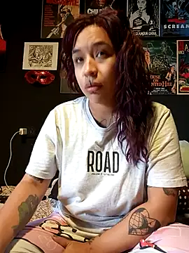 GingerLara online show from February 13, 2026, 2:57 pm