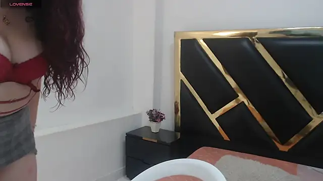 CarolRousee online show from February 6, 2026, 7:17 pm