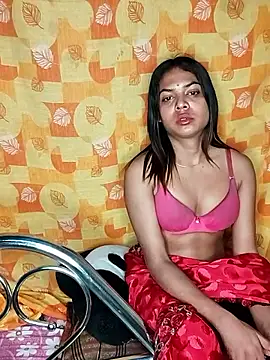 Snapshot of Decent_girl01 chatting on February 14, 2026, 7:32 pm Decent girl01 online show from February 14, 2026, 7:32 pm