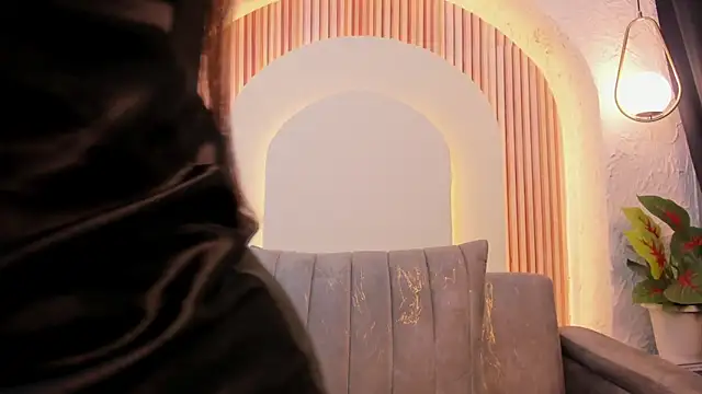 Snapshot of violet_scott_ chatting on February 28, 2026, 10:27 am violet scott online show from February 28, 2026, 10:27 am