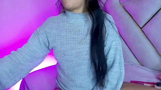 Snapshot of Dahiana_Dmour_ chatting on February 9, 2026, 12:31 pm Dahiana Dmour online show from February 9, 2026, 12:31 pm