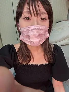 Mio-cc online show from April 9, 2026, 2:33 am