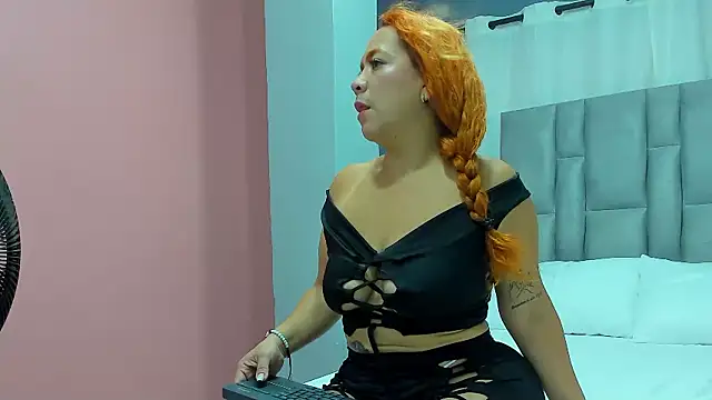 -Serena  online show from April 13, 2026, 1:49 pm