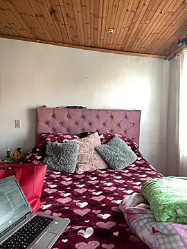 JulietaRiios online show from March 21, 2026, 7:17 pm