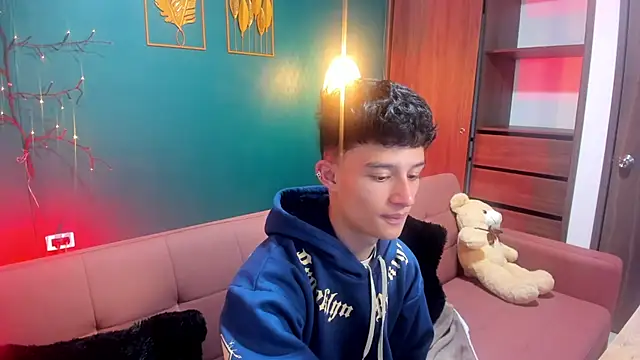 Snapshot of Patrick_Howland_ chatting on February 10, 2026, 3:32 am Patrick Howland online show from February 10, 2026, 3:32 am