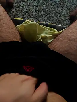 Snapshot of Tettoman28_ chatting on February 3, 2026, 10:59 pm Tettoman28 online show from February 3, 2026, 10:59 pm