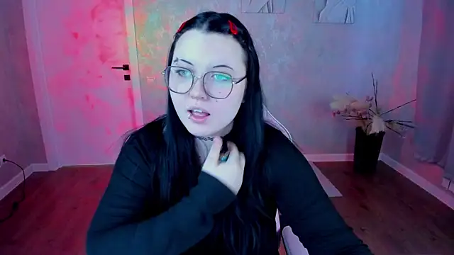 Kira G0ld online show from March 26, 2026, 1:01 am