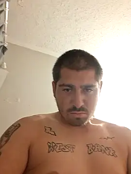 Dede5o4 online show from April 17, 2026, 9:29 pm