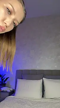 Velvet Hell online show from March 26, 2026, 8:20 am