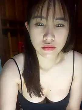 Snapshot of Yui-Ch1682 chatting on February 19, 2026, 12:23 pm Yui-Ch1682 online show from February 19, 2026, 12:23 pm