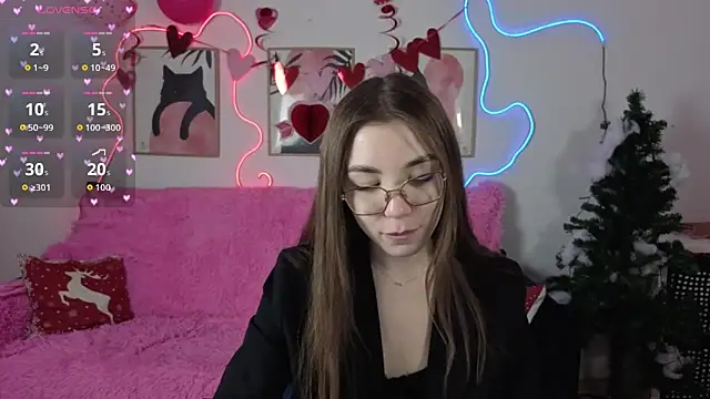 Snapshot of Adriennes chatting on February 11, 2026, 2:33 pm Adriennes online show from February 11, 2026, 2:33 pm