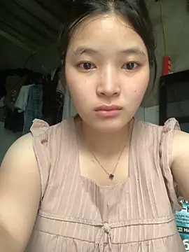 Suzu xx01 online show from May 11, 2026, 1:33 am