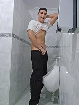  AnthonyLima  online show from February 19, 2026, 3:46 am