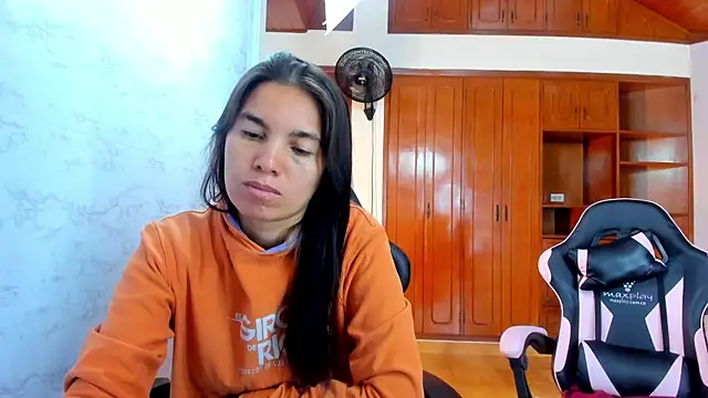 Emily and Soffy online show from February 16, 2026, 12:01 pm