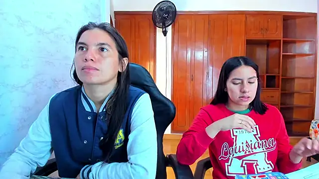 Emily and Soffy online show from April 1, 2026, 1:41 pm