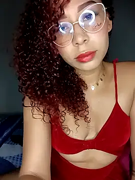 zuleymar online show from March 18, 2026, 6:22 pm