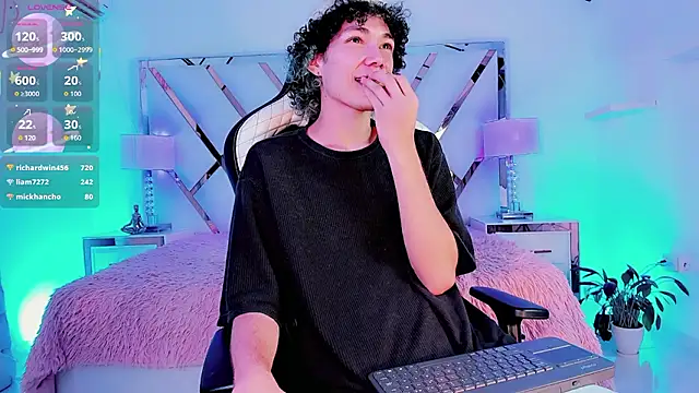 thanier 18 online show from March 11, 2026, 7:31 pm