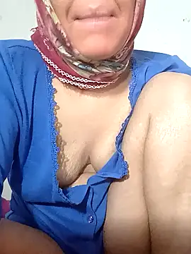 Snapshot of turbanlim07 chatting on February 4, 2026, 5:08 pm turbanlim07 online show from February 4, 2026, 5:08 pm