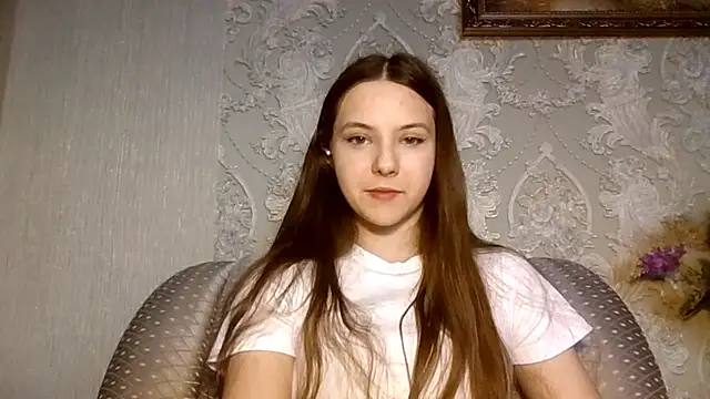 YuniNeko online show from April 12, 2026, 1:27 pm