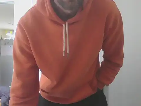 willyhot hot online show from April 28, 2026, 12:43 pm