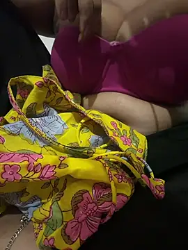 JOYAPARVEEN online show from March 7, 2026, 7:22 pm